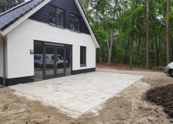 Foto van het project Tegelwerken, Tom Hulzink bestratingen, Eibergen